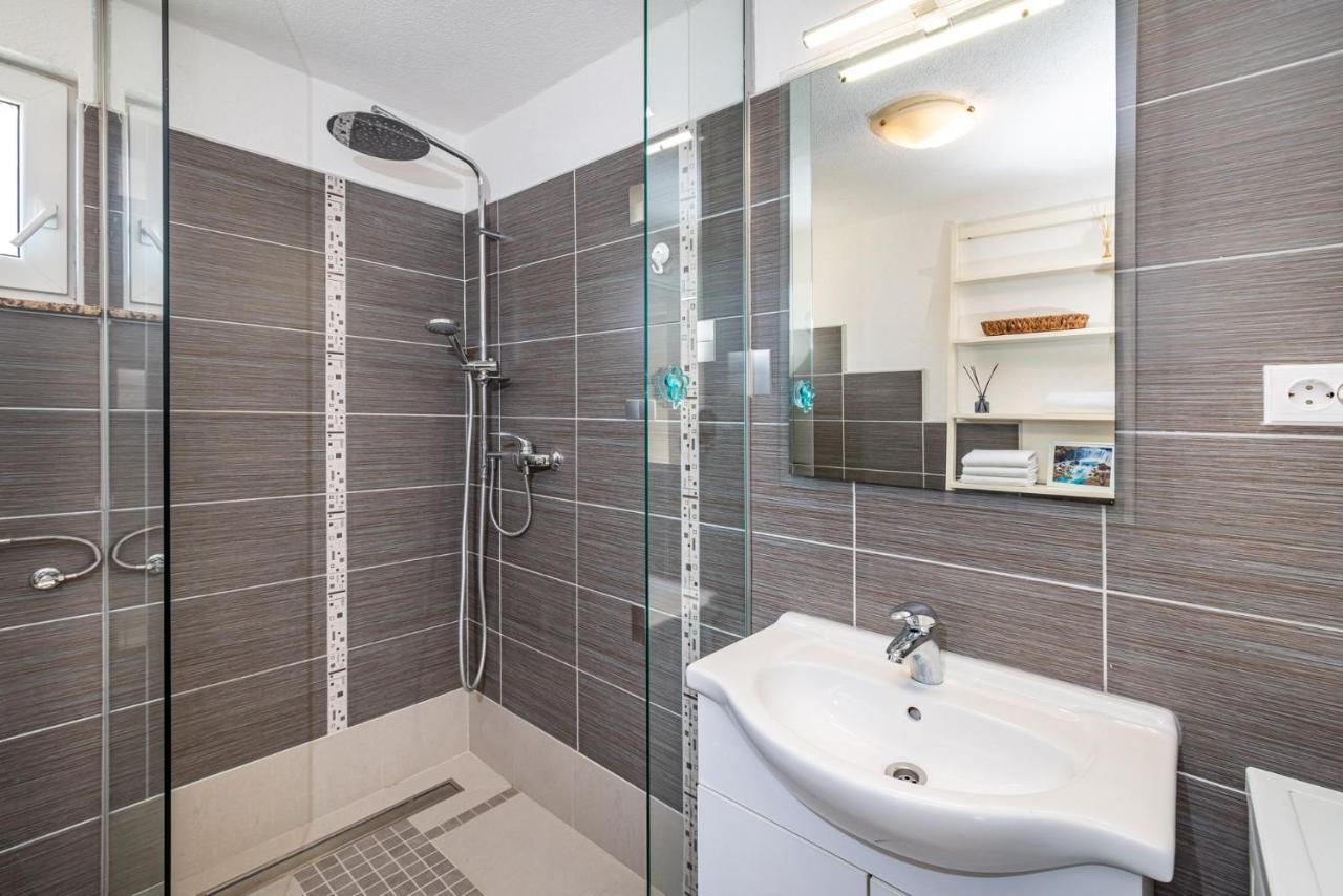 Appartement Maia Lena à Jasenice  Extérieur photo